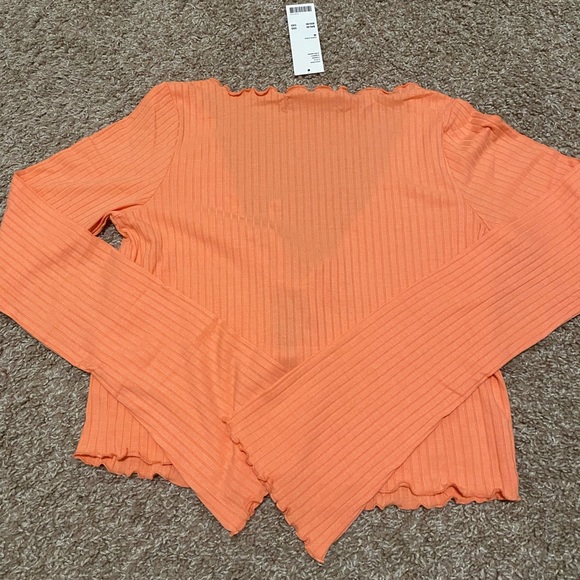 Urban Outfitters Leila Ribbed Tie-Front Top NWT Size M - Picture 6 of 8